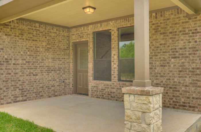 Custom Back Porch – 13